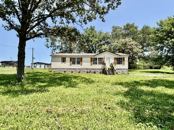 4816 Old Salem Lexie Rd, Belvidere, TN 37306