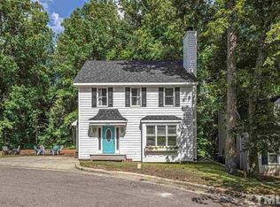 210 Cape Cod Dr, Cary, NC 27511