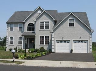 38 Magnolia Ct, Feasterville, PA 19053