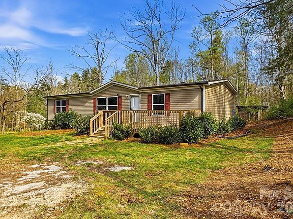3rd image of 31 McGee Hill Rd