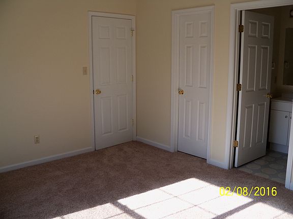 5th image of 226 Nina Ln