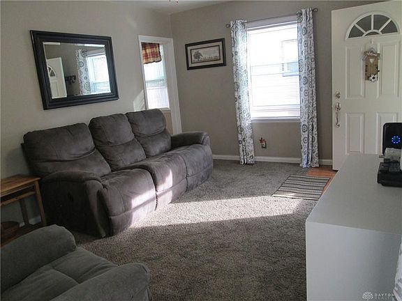 5th image of 1710 Russet Ave