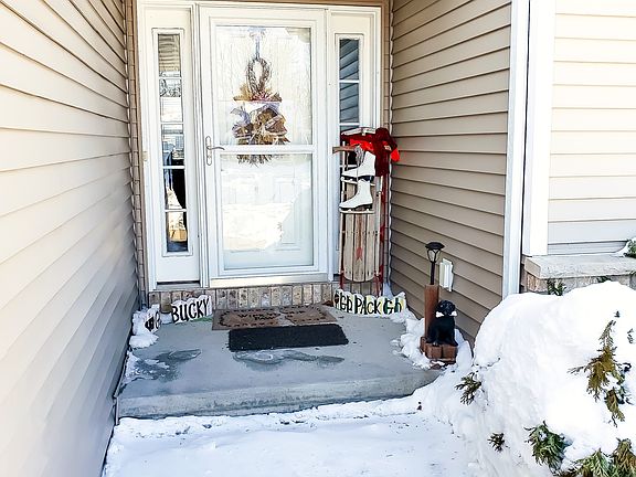 3rd image of W7152 Glen Valley Dr