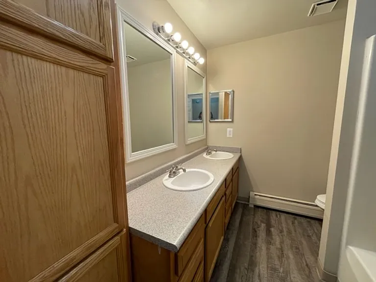 2340 Michael Ave SW — Photo 40