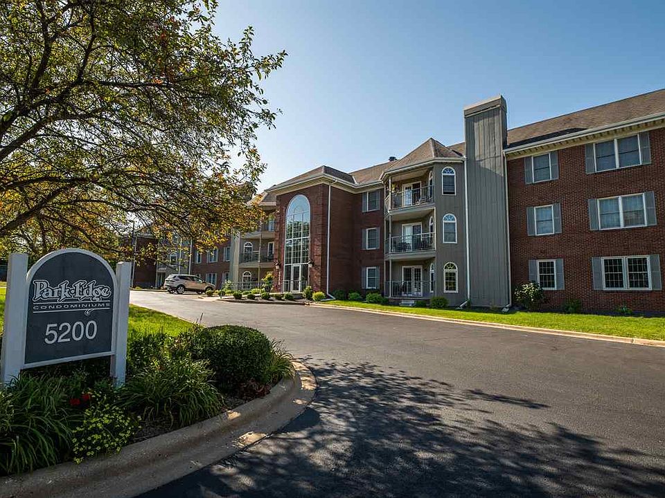 1st image of 5200 N Knoxville Ave APT 202S