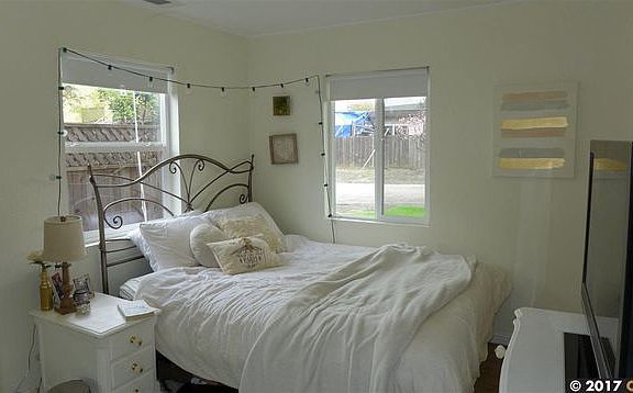 5th image of 2565 Jewell Ln
