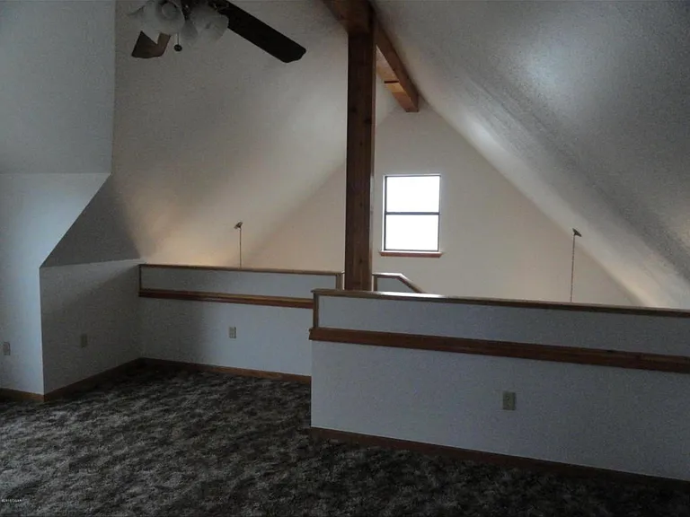 1219 Hill St — Photo 10
