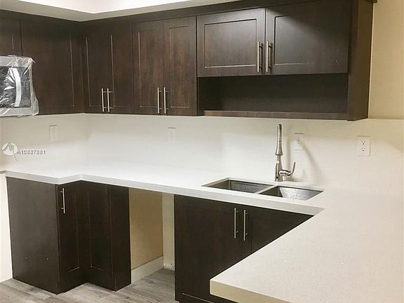 2nd image of 25 Madrid Ln #4-8