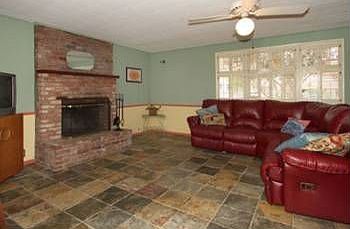 5th image of 233 Catalina Dr