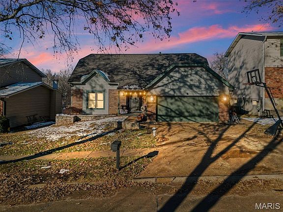 2nd image of 6115 Terri Lynn Dr