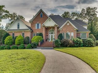 431 White Oak Ln, Tryon, NC 28782