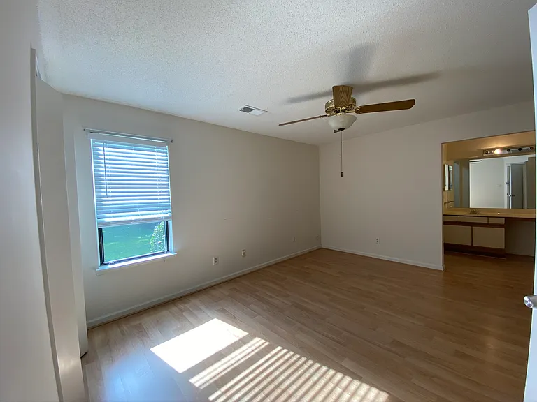 19 Briar Gate Ln — Photo 18