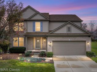 4692 Clover Rd, Canton, MI 48188