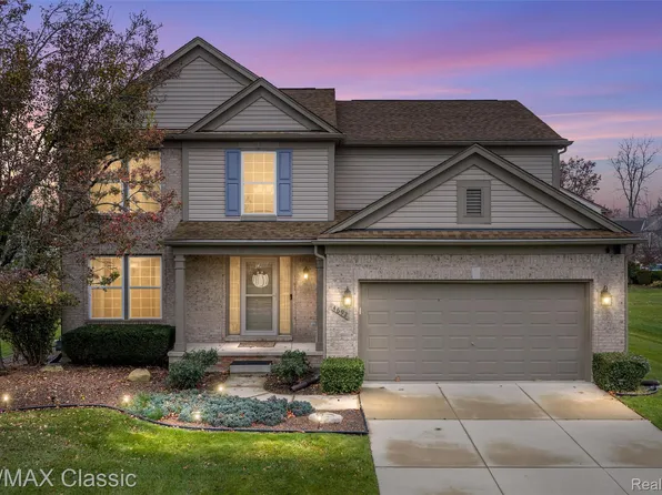 4692 Clover Rd, Canton, MI 48188