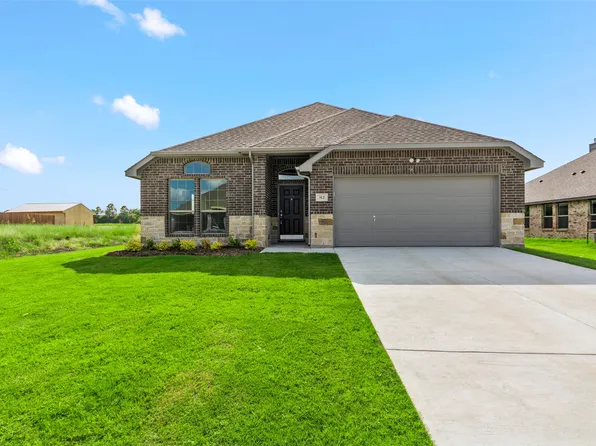 312 Pennington Rd, Nevada, TX 75173