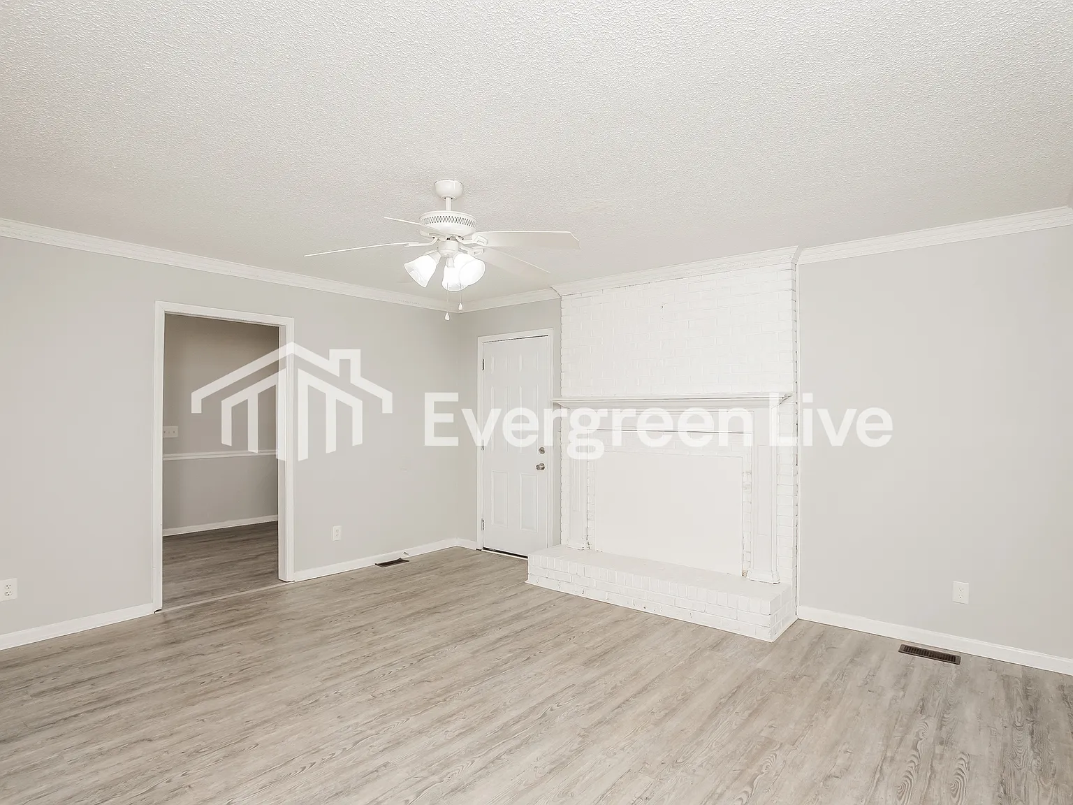4 bed, 2.0 bath, 1626 sqft, $1,595 — Photo 4