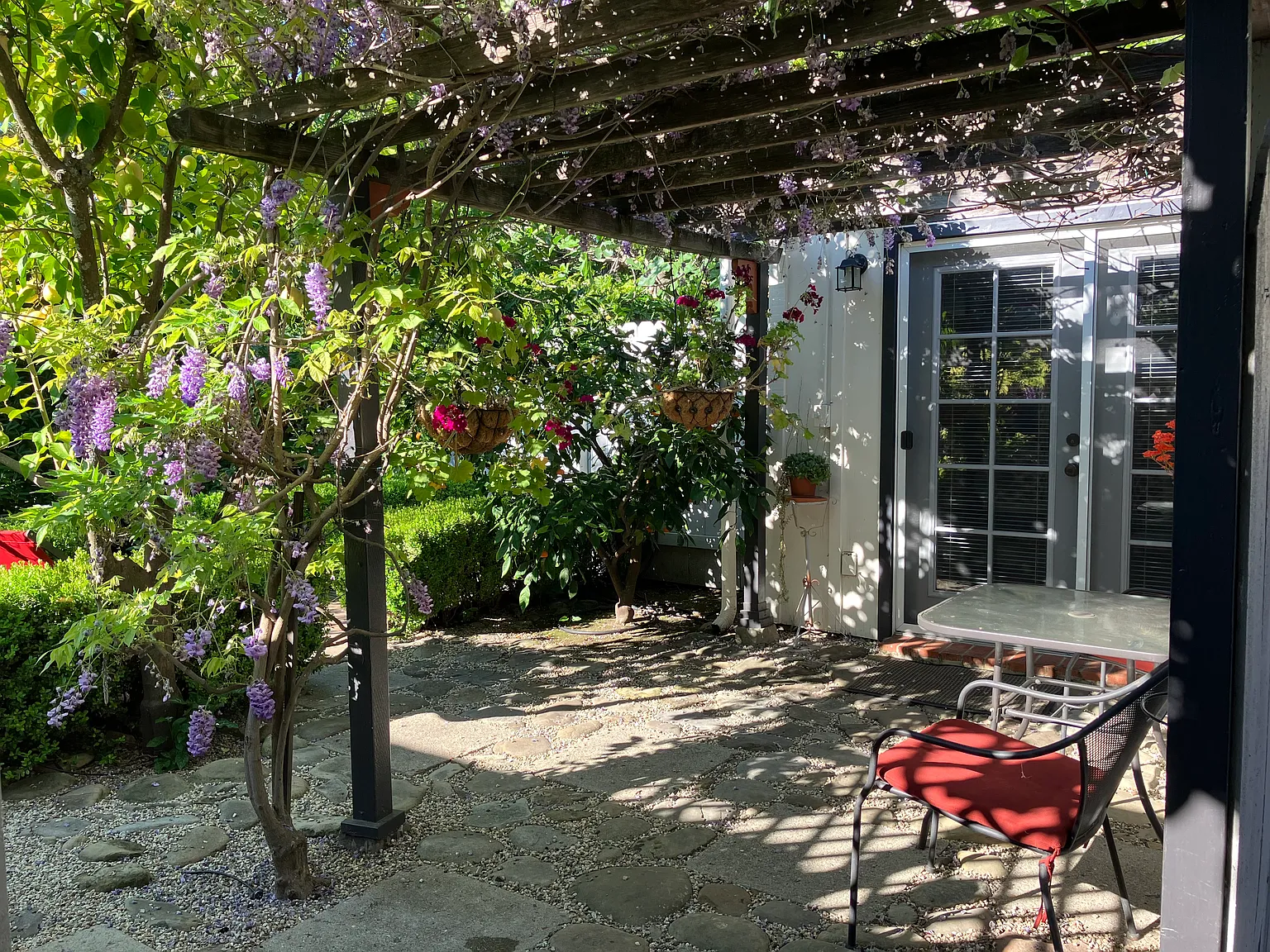 W Aliso St, Ojai — Photo 2