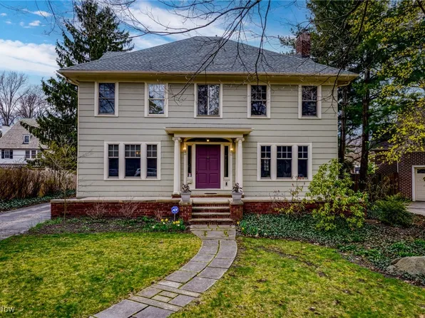 2330 Roxboro Rd, Cleveland Heights, OH 44106