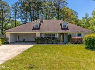 210 Lake Dockery Dr, Byram, MS 39272