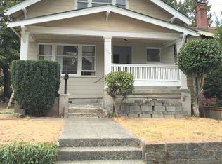 5011 8th Ave NE, Seattle, WA 98105