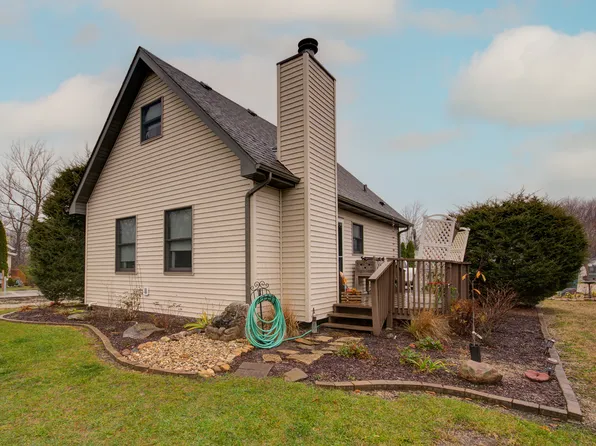 128 Tully Rd, Wilmington, IL 60481