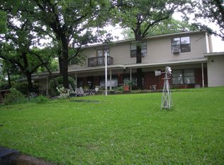 290 Haigood Rd, Bowie, TX 76230