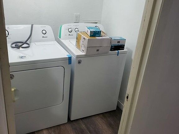 4th image of 1843 Nekoma Ct