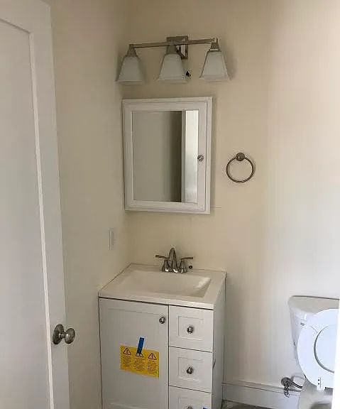877 Beacon St #8 — Photo 4