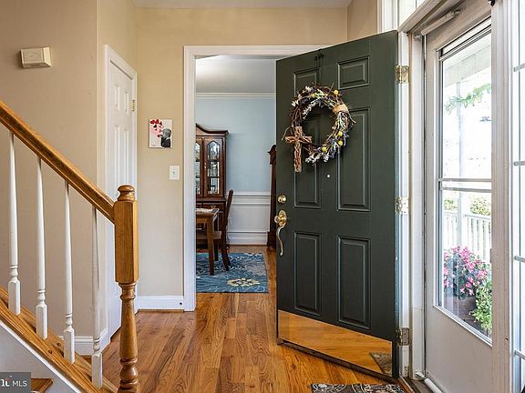 4th image of 4090 Sabrina Ct