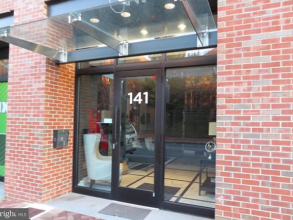 2nd image of 141 West St #202
