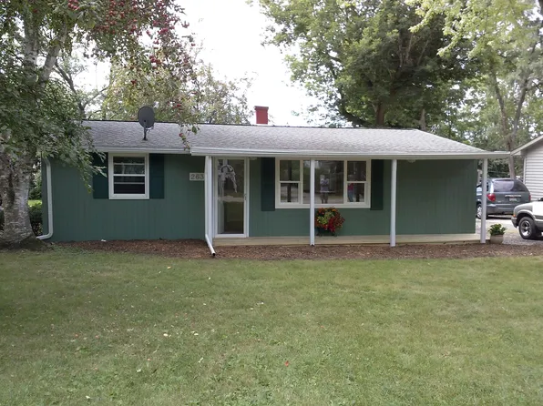 2631 Valley Dr, Ann Arbor, MI 48103