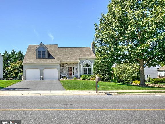2nd image of 108 Willow Rdg