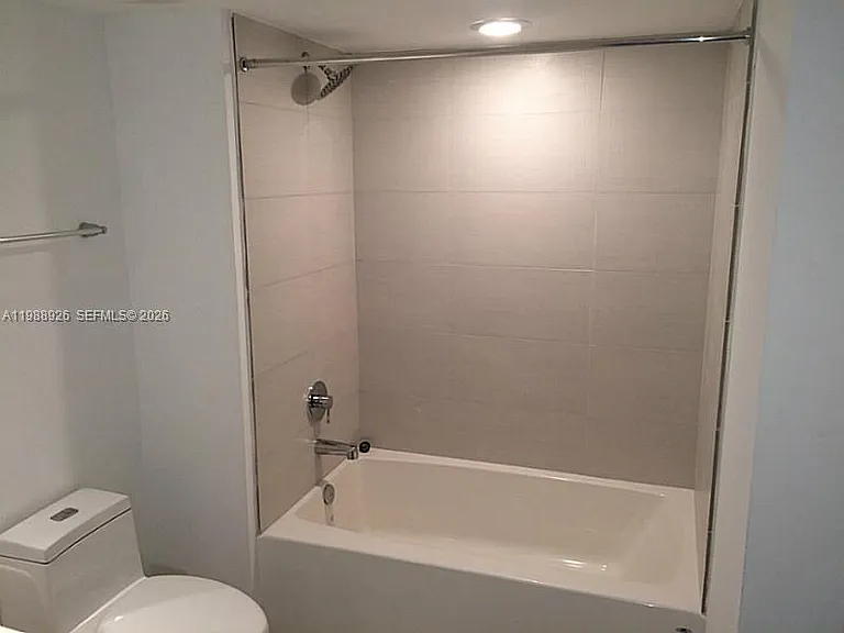 4250 Biscayne Blvd #1414 — Photo 9