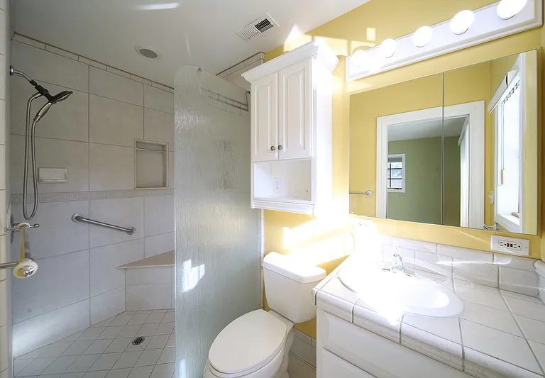208 W Broadbent Dr — Photo 11