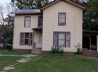 1239-1241 S Chicago Ave, Freeport, IL 61032