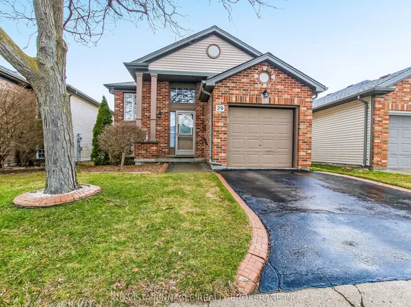 335 Lighthouse Rd #29, London, ON N6M 1J8