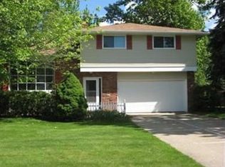 7724 Ohio St, Mentor, OH 44060