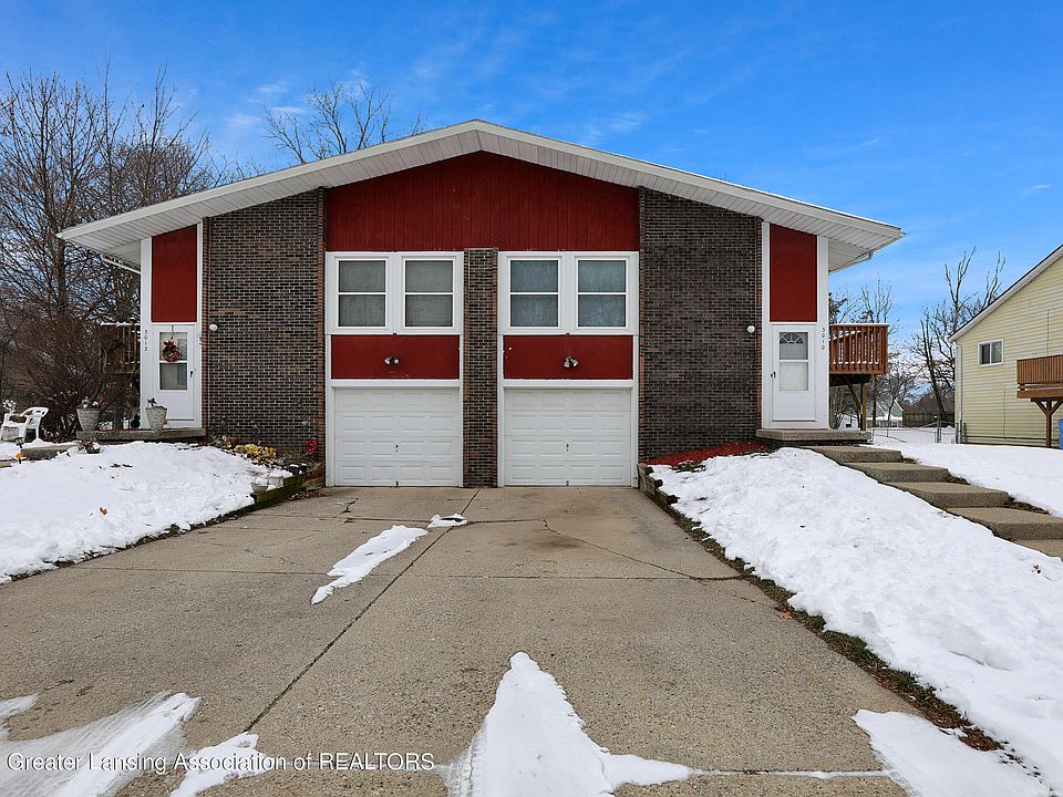 1st image of 3010 Stoneleigh Dr