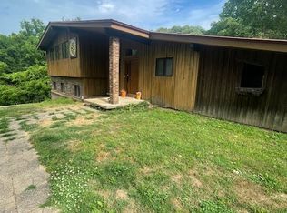 1556 Shady Grove Rd, Clarksville, TN 37043