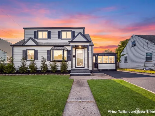 24 Morgan Dr, Edison, NJ 08817