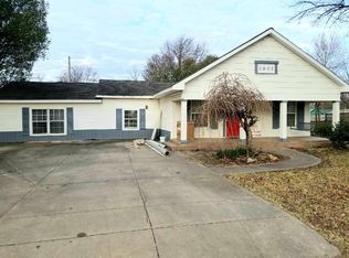 1601 E St NW, Miami, OK 74354