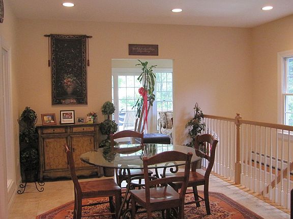Breakfast Room