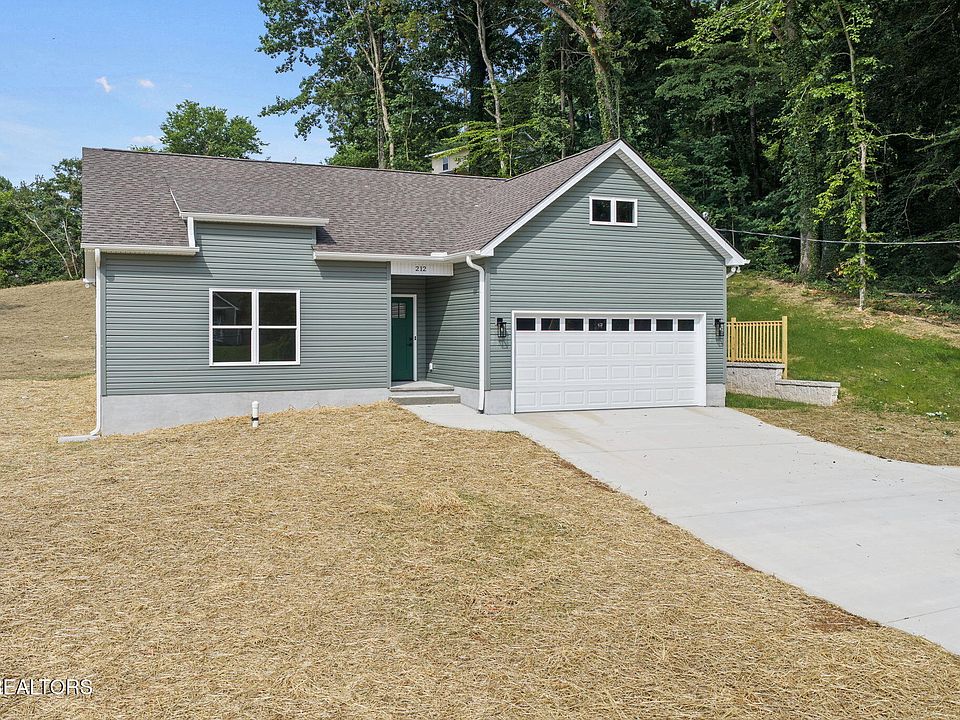 1st image of 212 Westbury Dr