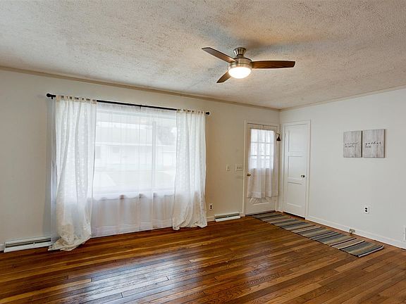 4th image of 1008 Torbett St