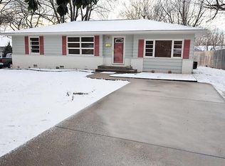 2535 S Wallis Smith Blvd, Springfield, MO 65804