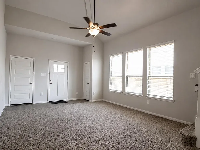 14706 Pinion Ct — Photo 5