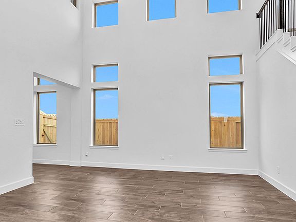 3rd image of 2915 Sunrise Field Ln