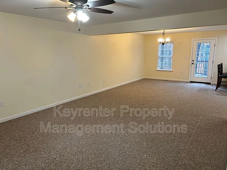 107 Oakstone Run — Photo 4