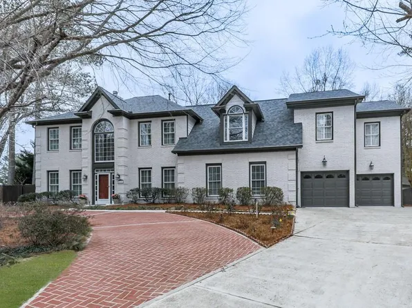 4880 Hunters Oaks Ln, Alpharetta, GA 30009