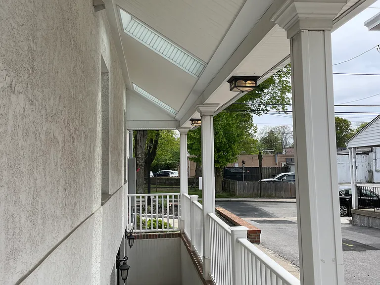 136 Garrett Ave #1 — Photo 37
